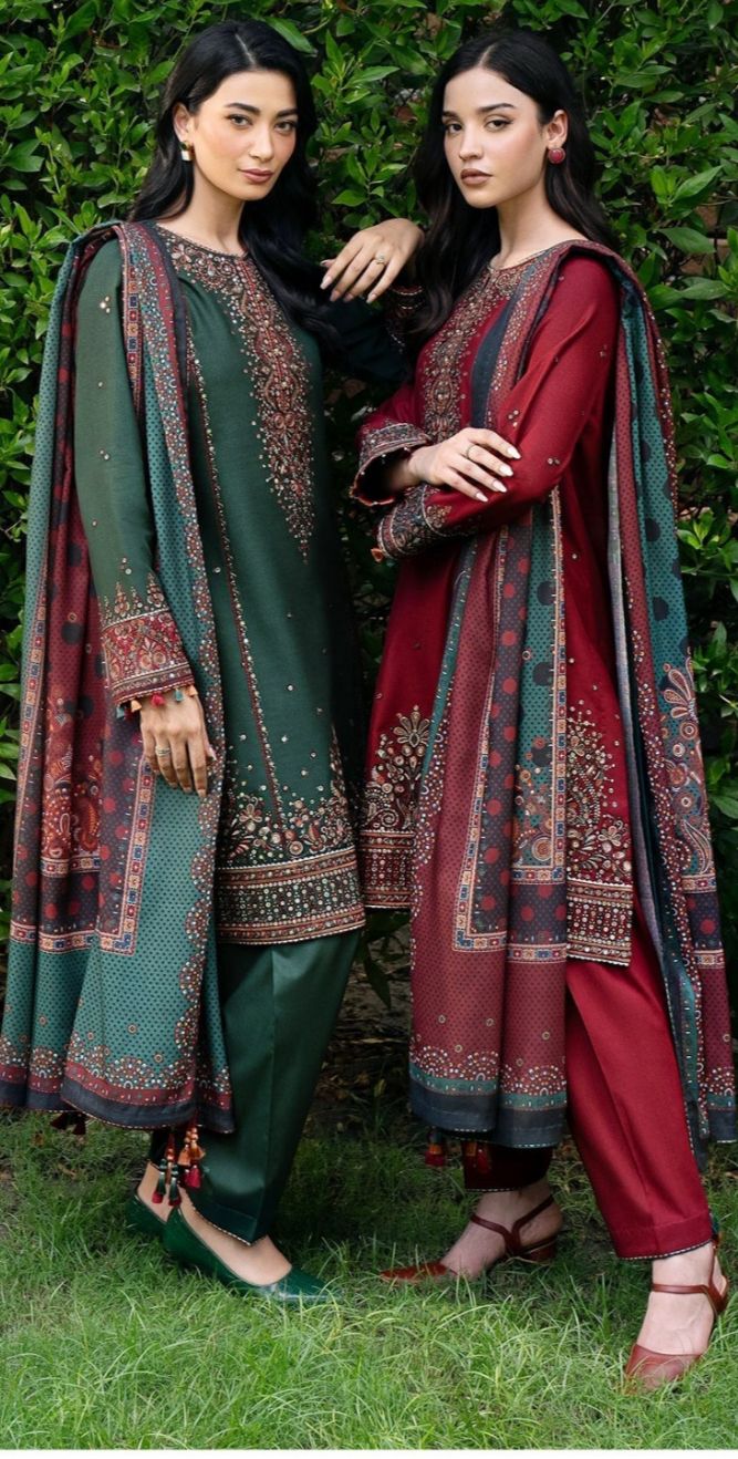 3PC LUXURY LAWN EMBROIDERED  SUIT