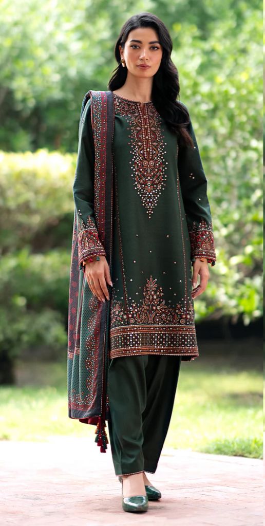 3PC LUXURY LAWN EMBROIDERED  SUIT